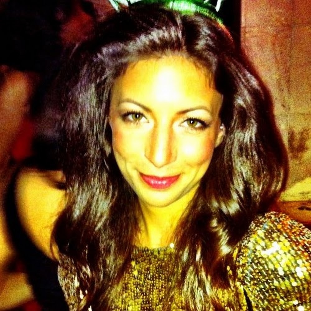 Meet your Posher, Christina